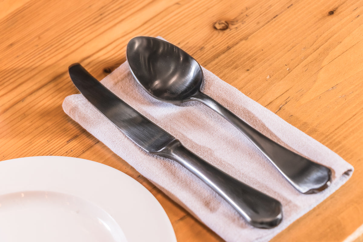 Mepra Dolce Vita Pewter Gold Black Flatware Set 5-Piece 18/10 Stainless Steel 106422005PON