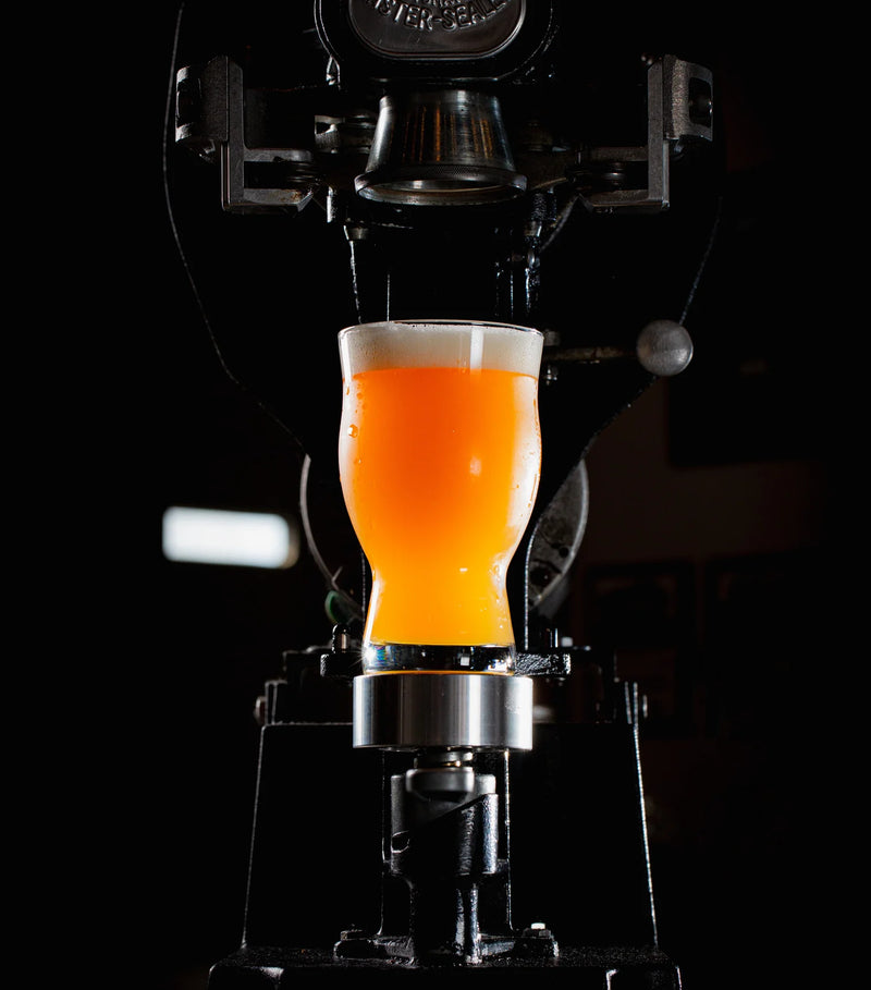 Revolution Beer Glass 16.0 oz HUF099-012